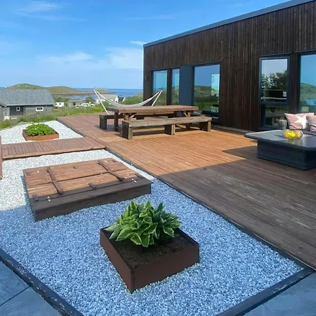 With Direct Access To The Sea At Krakvag *